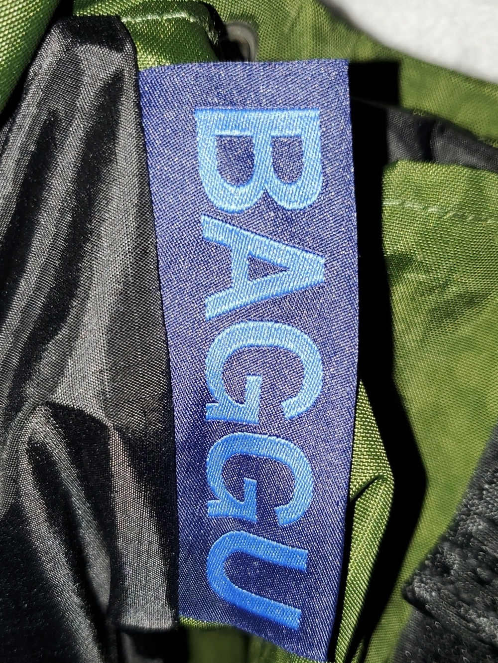 BAGGU Sport Backpack - Picture 3 of 14